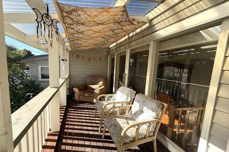 Photo of property in 3 Douglas Street, Paraparaumu Beach, Paraparaumu, 5032