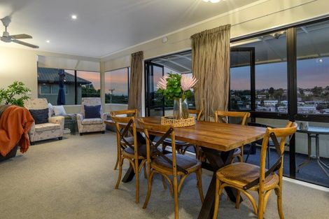 Photo of property in 19b Bellevue Road, Brookfield, Tauranga, 3110