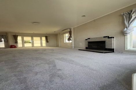 Photo of property in 120 Hillcrest Road, Papatoetoe, Auckland, 2025
