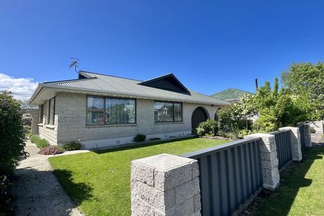 Photo of property in 140 Princes Street, Strathern, Invercargill, 9812