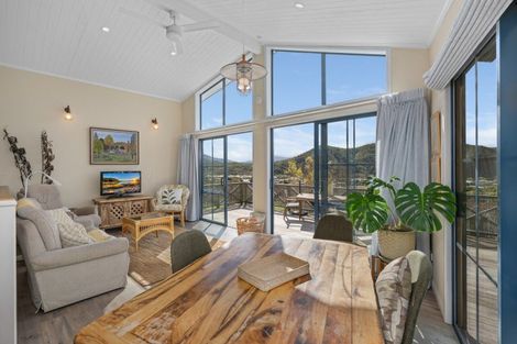 Photo of property in 45 Boons Valley Road, Waikawa, Picton, 7220