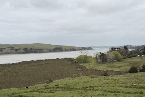 Photo of property in 35 Karepo Lane, Pahi, Paparoa, 0571