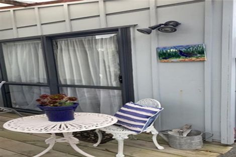 Photo of property in 25 Pukeko Place, Westshore, Napier, 4110