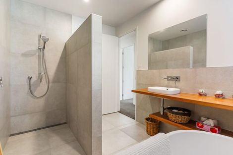 Photo of property in 14 Titoki Lane, Whangamata, 3691