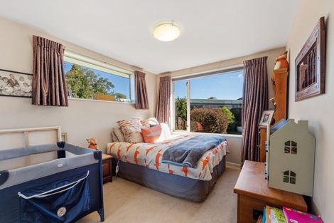 Photo of property in 2/54 Hudson Street, Bryndwr, Christchurch, 8053