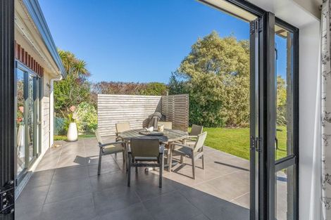 Photo of property in 6 Burnfield Way, Levin, 5510