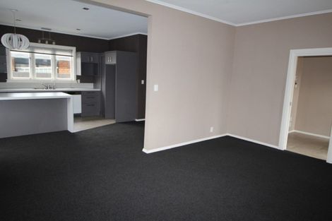 Photo of property in 5 Matamau Street, Palmerston North, 4410