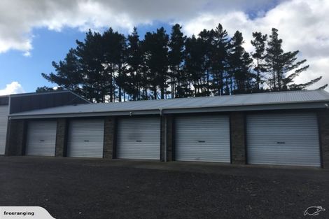 Photo of property in 1283 State Highway 16, Waimauku, 0883