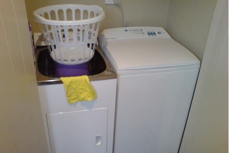 Photo of property in 22 George Deane Place, Greenhithe, Auckland, 0632