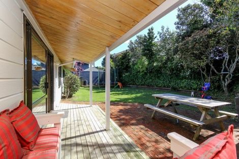 Photo of property in 178 Govett Avenue, Frankleigh Park, New Plymouth, 4310
