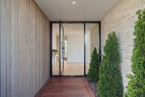 Photo of property in 19 Rauhea Lane, Clifton, Christchurch, 8081