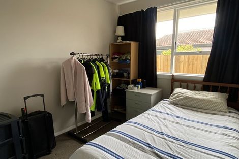 Photo of property in 2/12 North Avon Road, Richmond, Christchurch, 8013