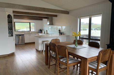 Photo of property in 68 Harper Road, Waimarama, Havelock North, 4294