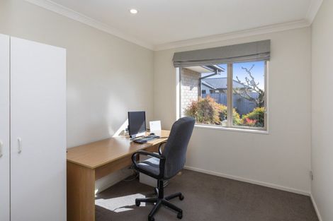 Photo of property in 22 Mokihi Gardens, Hillmorton, Christchurch, 8024