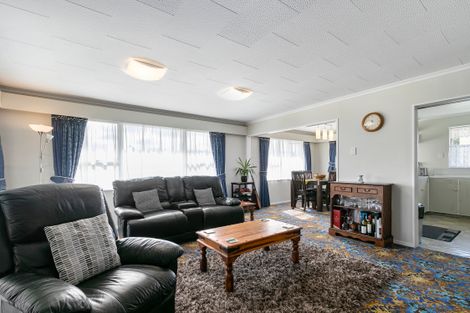 Photo of property in 110 Holborn Drive, Stokes Valley, Lower Hutt, 5019