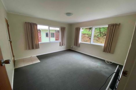 Photo of property in 50 Makara Road, Karori, Wellington, 6012