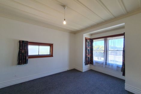 Photo of property in 181-183 Carlyle Street, Napier South, Napier, 4110