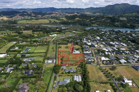 Photo of property in 240 Point Wells Road, Point Wells, 0986