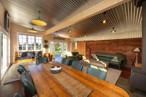 Photo of property in 98 Taonui Road, Aorangi, Feilding, 4775