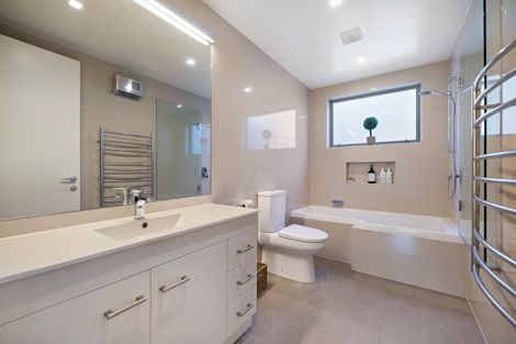 Photo of property in 51 Mathias Terrace, Arthurs Point, Queenstown, 9371