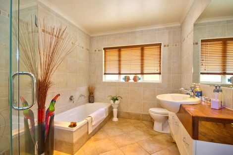 Photo of property in 24 Brampton Road, Snells Beach, 0920