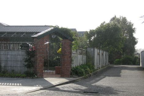 Photo of property in 129 Summerhill Drive, Fitzherbert, Palmerston North, 4410