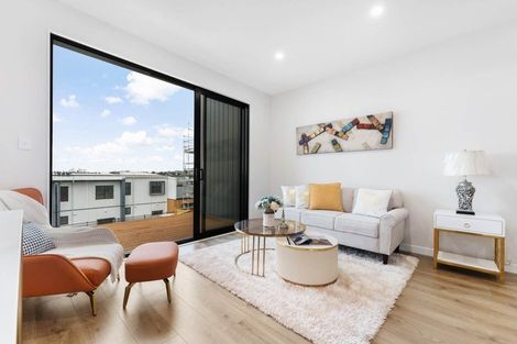 Photo of property in 7 Arura Place, Massey, Auckland, 0614