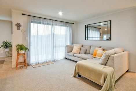 Photo of property in 66 Helenvale Crescent, Pokeno, 2402