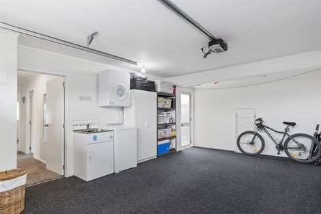 Photo of property in 496b Devonport Road, Tauranga South, Tauranga, 3112