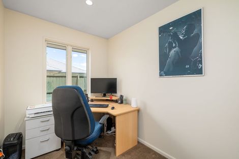 Photo of property in 8 Napoleon Close, Harewood, Christchurch, 8051