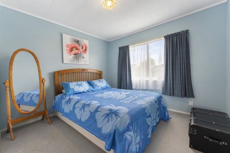Photo of property in 68 Geraldine Crescent, Cloverlea, Palmerston North, 4412
