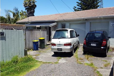 Photo of property in 2/45 College Road, Northcote, Auckland, 0627