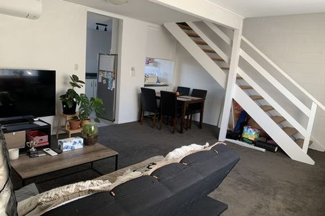 Photo of property in 2/25 Tennyson Street, Petone, Lower Hutt, 5012