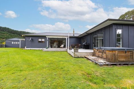 Photo of property in 424 Tapuiwahine Road, Otangiwai, Ongarue, 3997