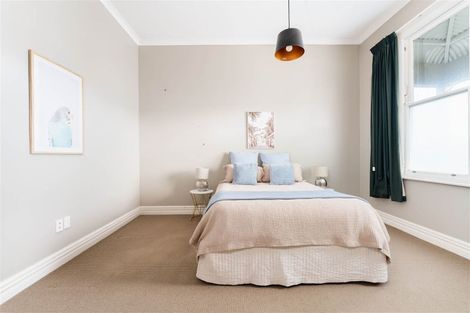 Photo of property in 73 Oxford Street, South Dunedin, Dunedin, 9012