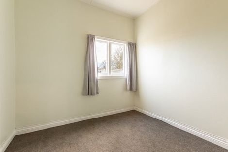 Photo of property in 18 Cole Street, Dannevirke, 4930