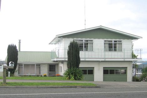 Photo of property in 47 Omokoroa Road, Omokoroa, 3114