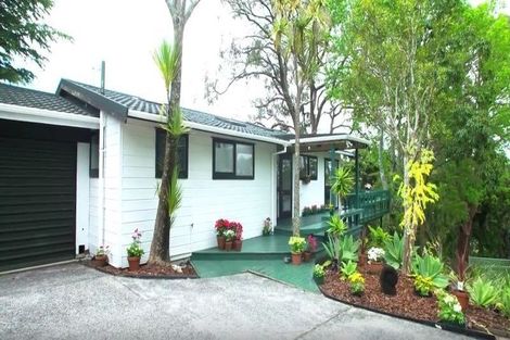 Photo of property in 7 Tranquil Glade, Hillcrest, Auckland, 0627