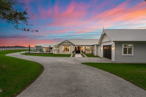 Photo of property in 21 Diamond Lane, Riverhead, 0793