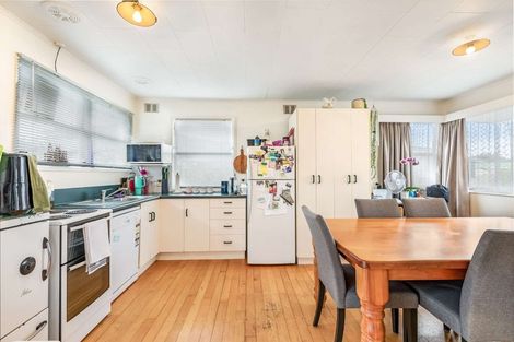 Photo of property in 11 Euan Street, Mangakakahi, Rotorua, 3015