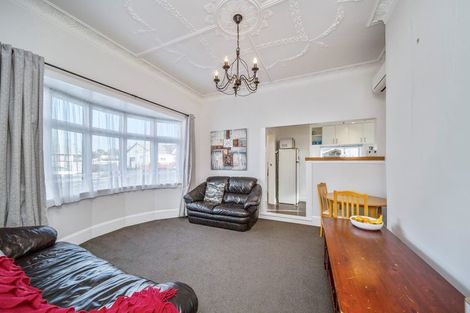 Photo of property in 240 Saint Aubyn Street, New Plymouth, 4310