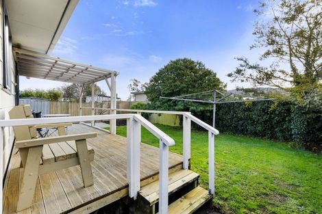 Photo of property in 2/7 Norana Road, Maoribank, Upper Hutt, 5018