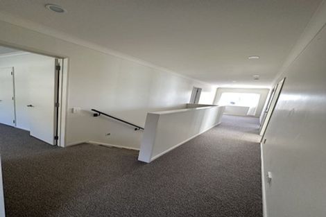 Photo of property in 37 Tihi Street, Stonefields, Auckland, 1072