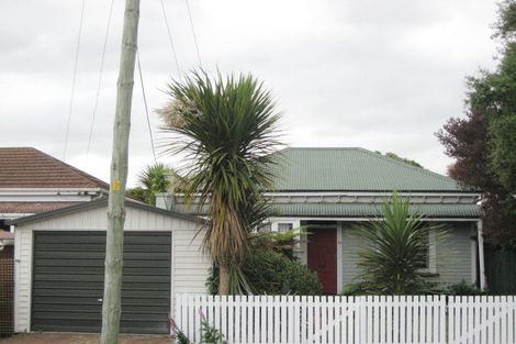Photo of property in 33 Harvey Terrace, Richmond, Christchurch, 8013