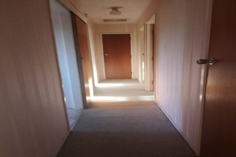 Photo of property in 1/29 Glenmore Road, Sunnyhills, Auckland, 2010