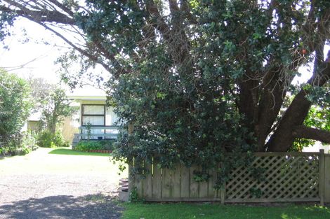 Photo of property in 15 Harsant Avenue, Hahei, Whitianga, 3591