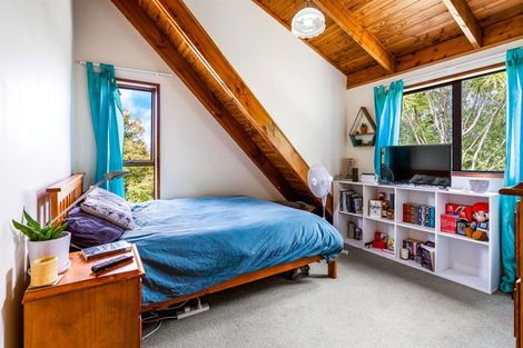 Photo of property in 21 Reynolds Place, Torbay, Auckland, 0630