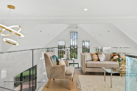 Photo of property in 28 Catalina Avenue, Rosehill, Papakura, 2113