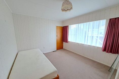 Photo of property in 17a Manu Crescent, Upper Vogeltown, New Plymouth, 4310