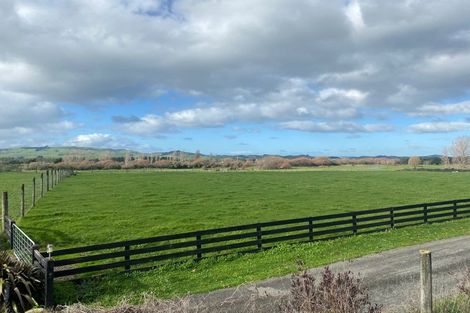 Photo of property in 64b Opaki Kaiparoro Road, Opaki, 5871